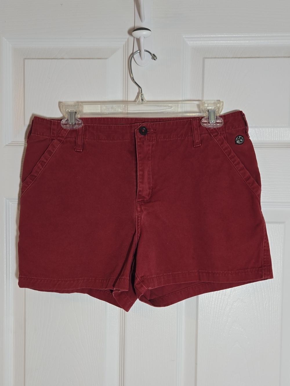 The North Face Womens Maroon Flat-Front Shorts Size 6